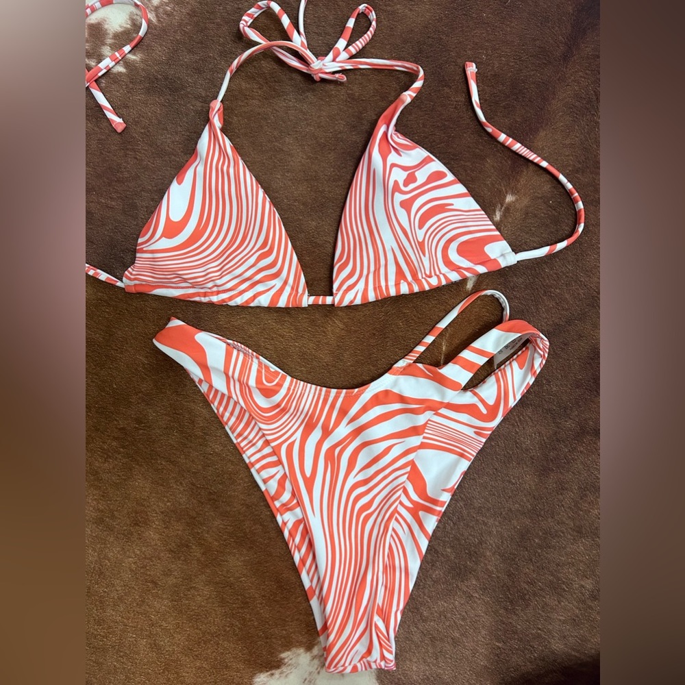 orange bikini
